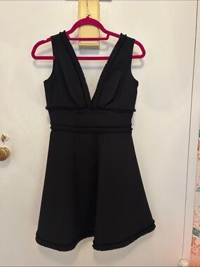 cinq a sept black cocktail dress, size 6